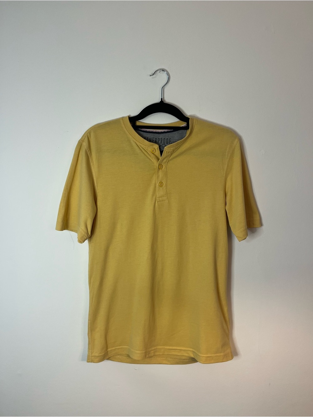 Men's Yellow Short Sleeve Henley Shirt